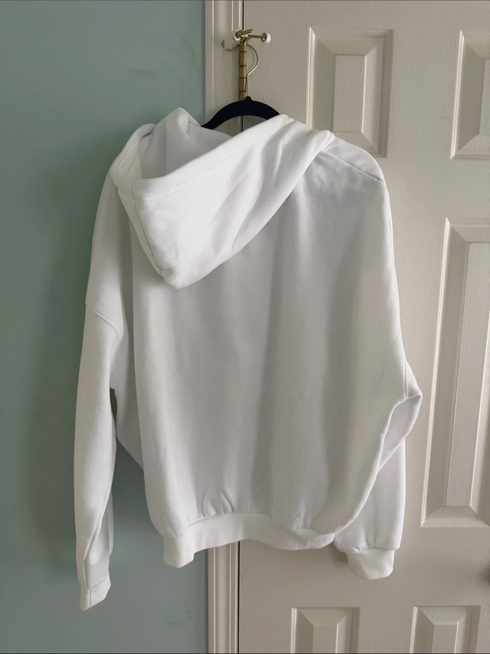 Comfrt Cloud White Zip-Up Hoodie with Hood - Picture 3 of 5